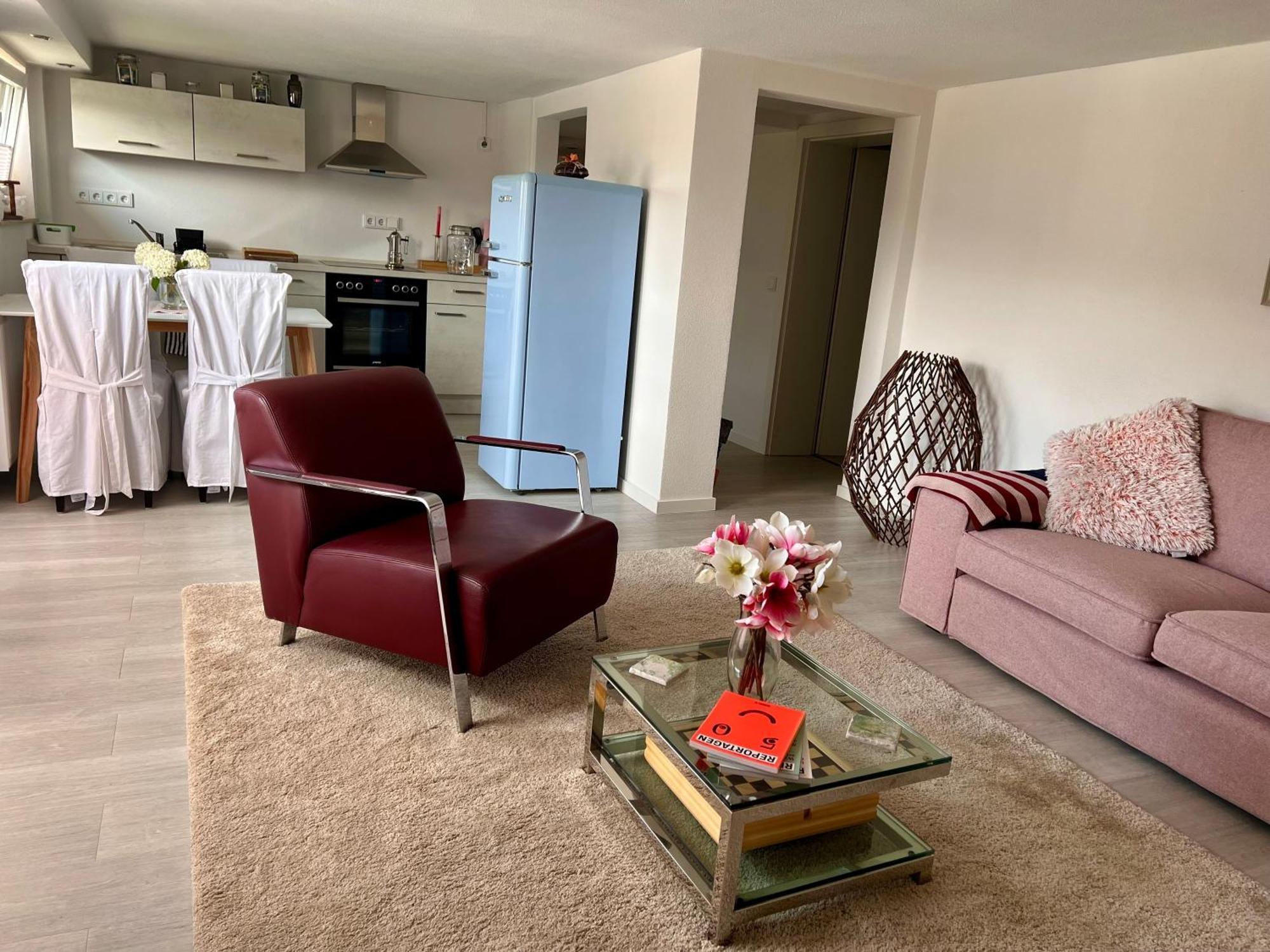 Charmante Einliegerwohnung, 3 Zimmer In Ruhiger Wohnlage, 60Qm, Mit Gemuetlicher Suedterrasse Marburg Exterior foto